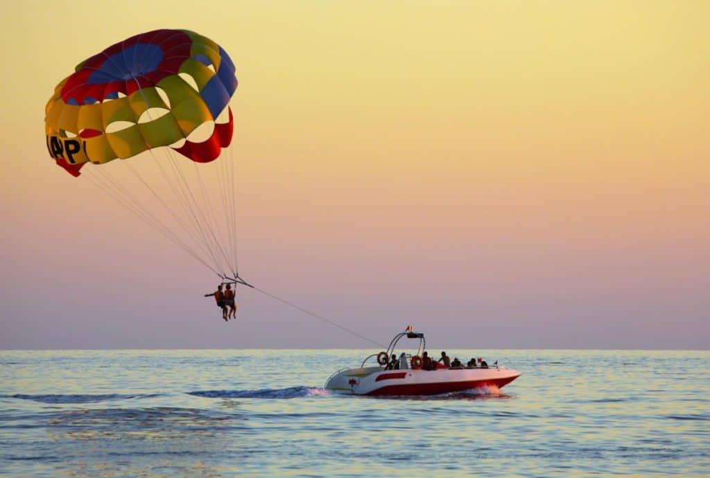 Parasailing a Lloret de Mar